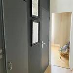 Le P *